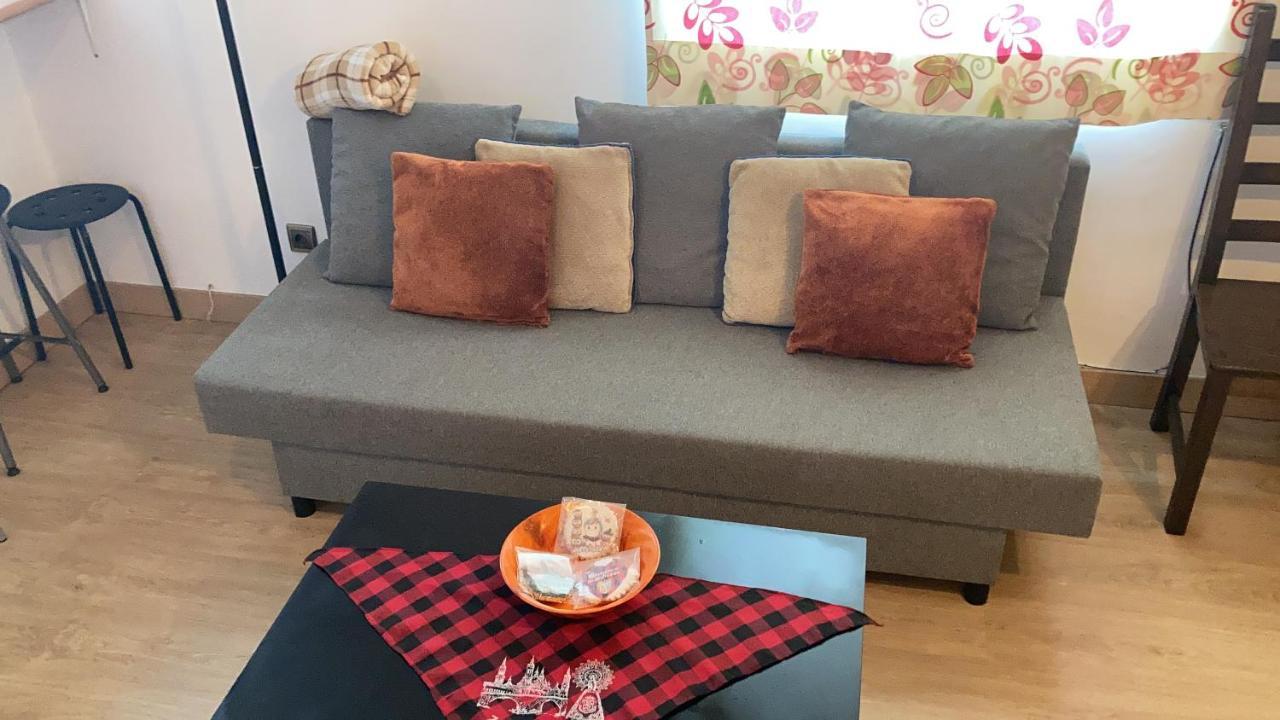 Carol'S Home ซาราโกซา ภายนอก รูปภาพ